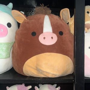 16” Brisby horse squishmallow